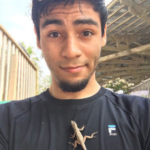 Meet your Posher, Carlos